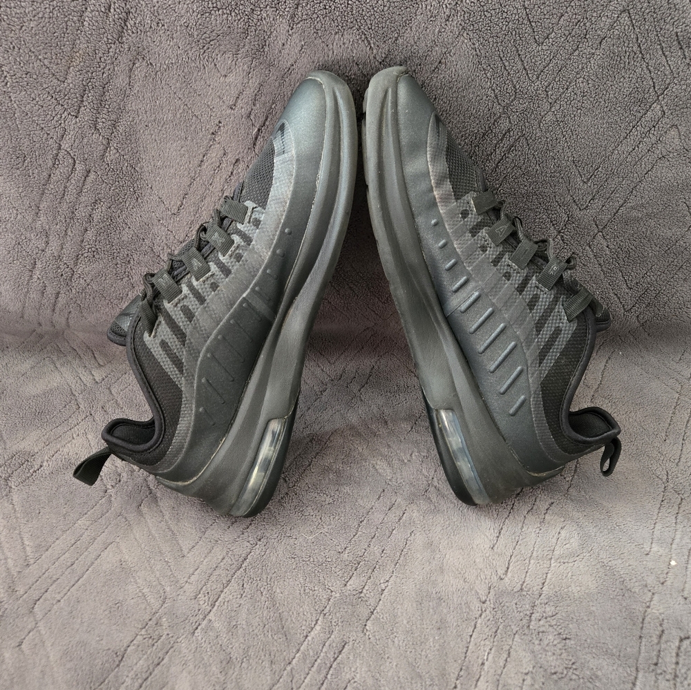 Nike Air Max Axis GS Running Shoes Yoth Sz 7Y Athletic Sneakers Trainers Black.